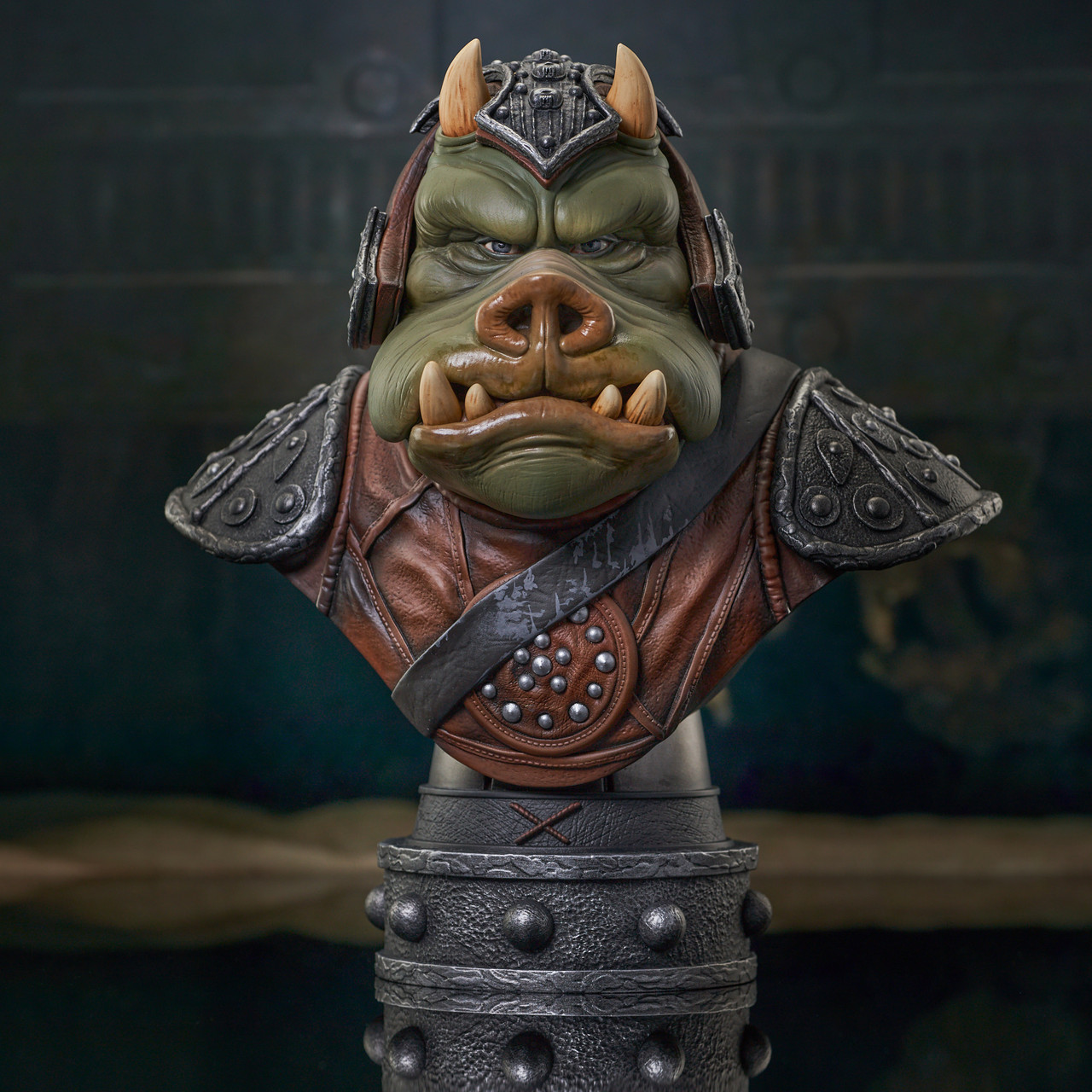 Pre-Order Gentle Giant Star Wars Gamorrean Guard Legends in 3D 1/2 Scale Bust